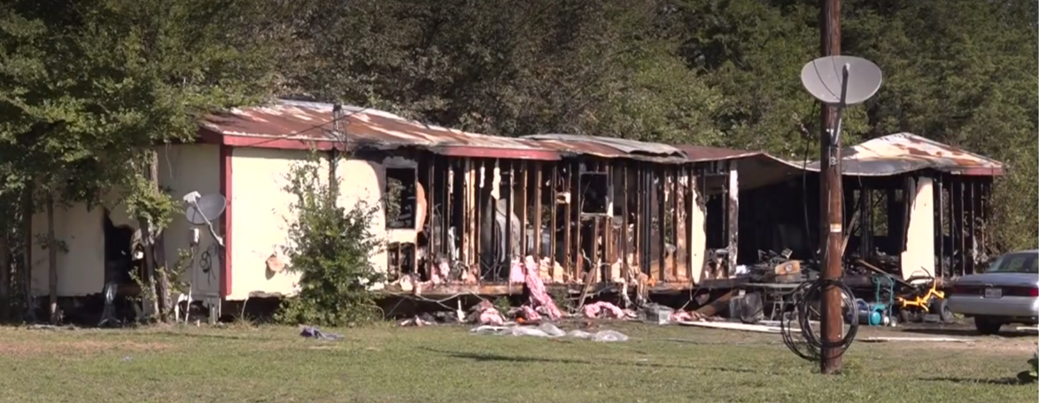 Vivienda dañada por un incendio en Van Zandt County